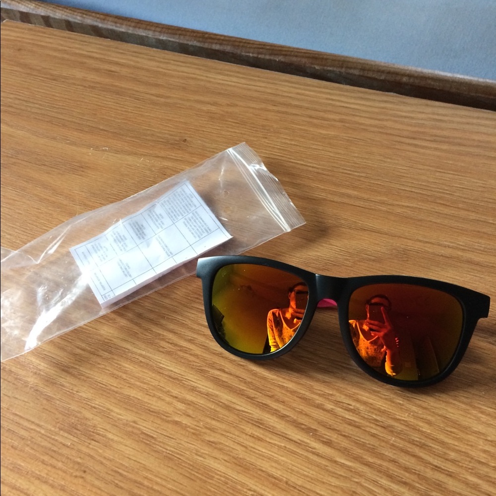 Authentic NWT PINK by Victoria’s Secret Sunglasses